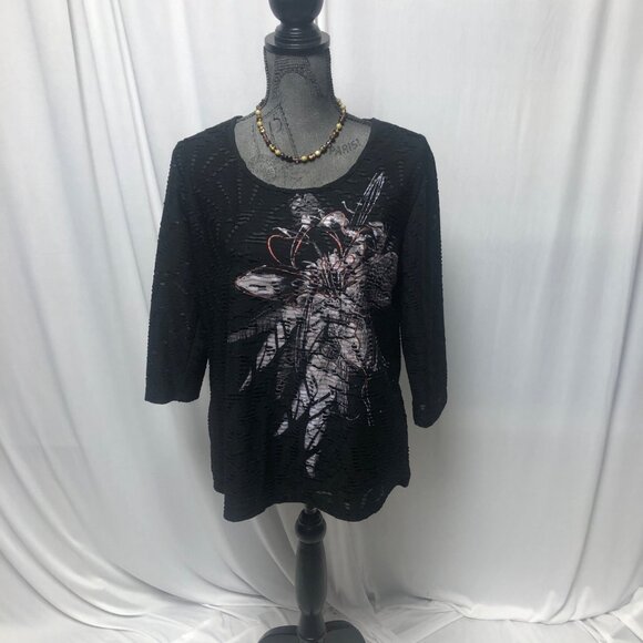 Christopher and Banks Top Womens Size Large Black Flower Textured Lined Shirt - Picture 1 of 6